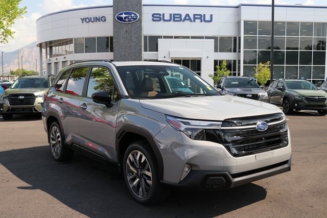 2025 Subaru Forester Touring's photo