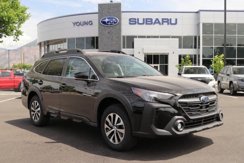 Used 2025 Subaru Outback Premium SUV