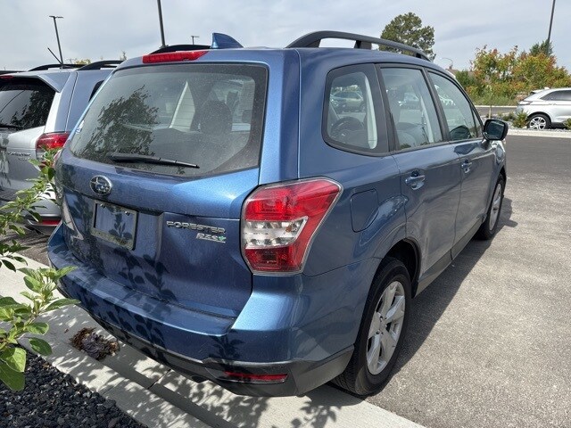 2016 Subaru Forester 2.5i photo 3