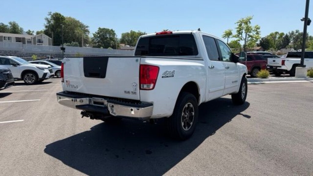 Used 2005 Nissan Titan SE Truck Crew Cab