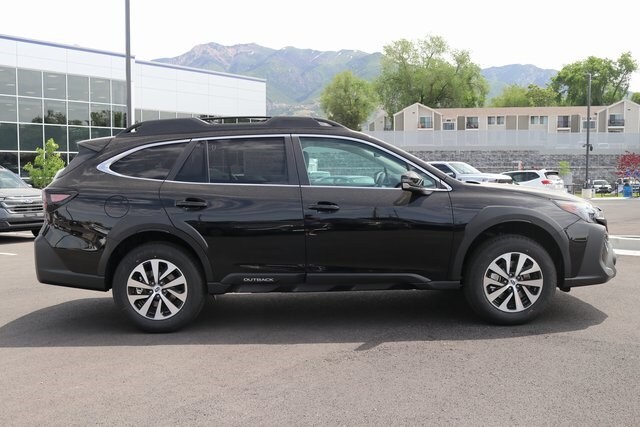 2025 Subaru Outback Premium photo 2