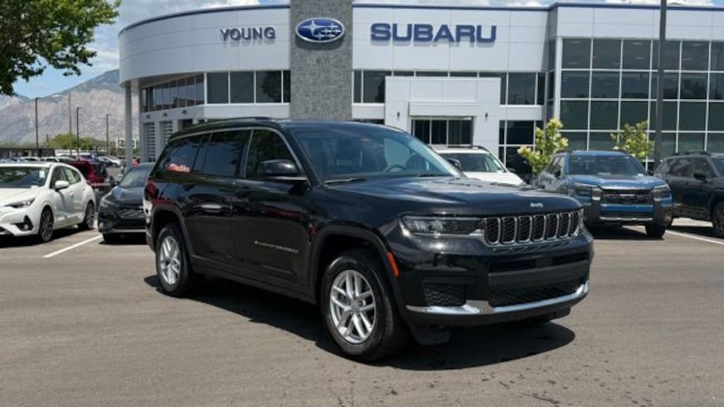 Used 2024 Jeep Grand Cherokee L Laredo SUV