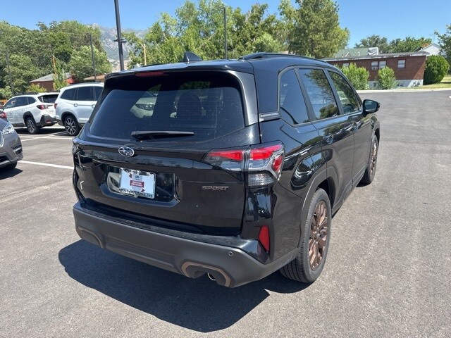 2025 Subaru Forester Sport photo 3
