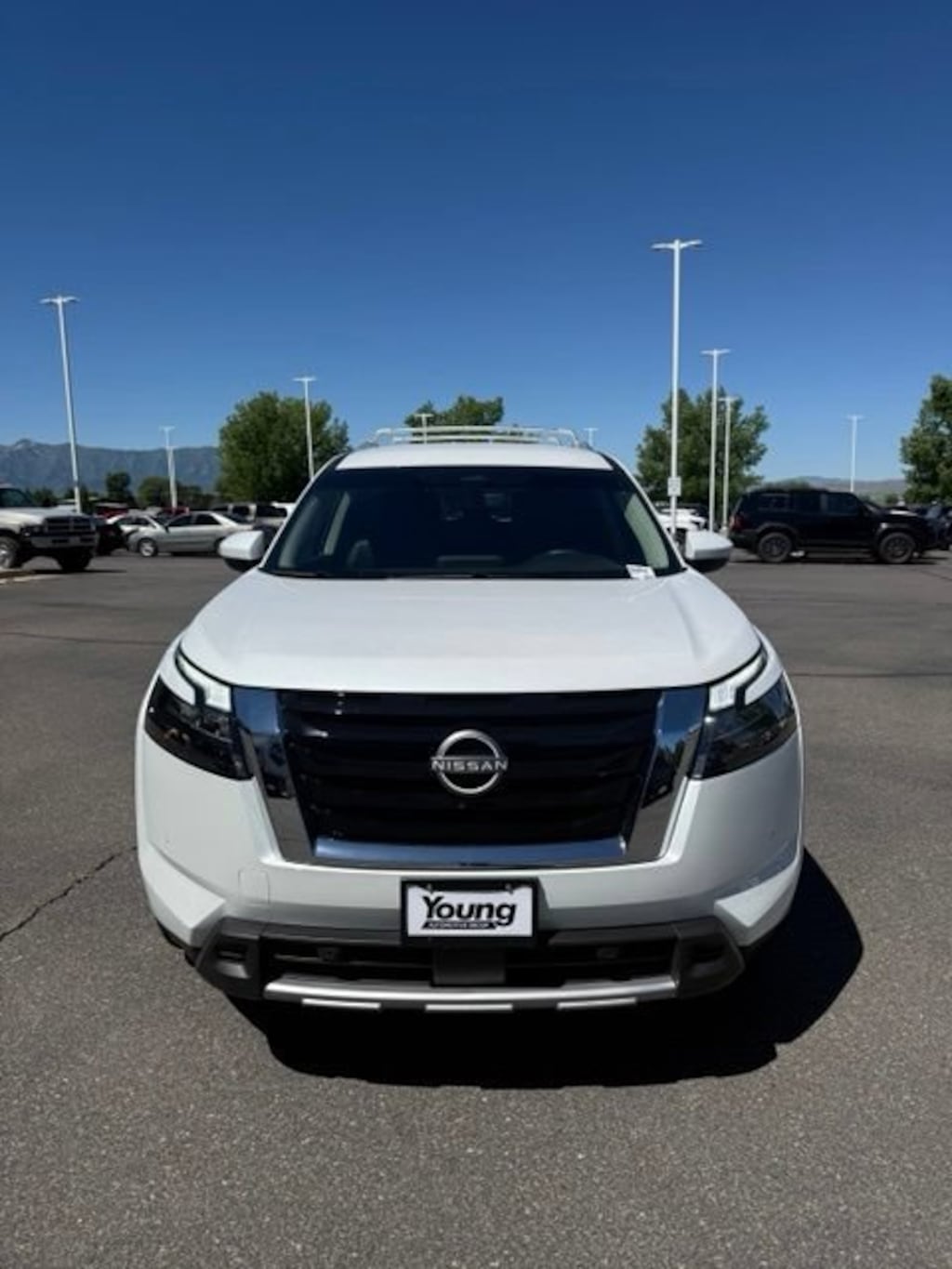 Used 2025 Nissan Pathfinder SL Sport Utility