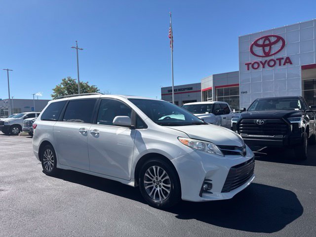 Toyota Sienna