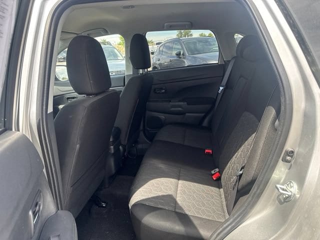2025 Mitsubishi Outlander Sport ES - Photo 10