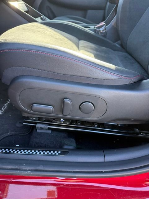 2025 Hyundai Kona N Line S - Photo 16