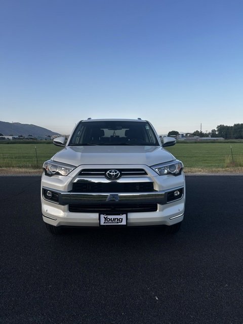 2023 Toyota 4Runner Limited 4WD photo 2