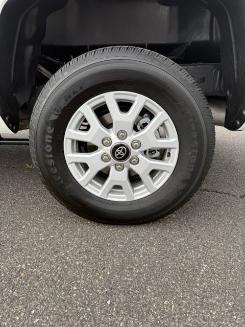 2026 Toyota Tacoma SR5 - Photo 11