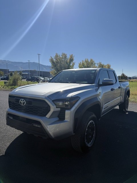 2025 Toyota Tacoma TRD Double Cab photo 3