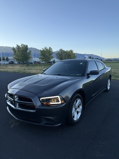 2014 Dodge Charger SE photo 3