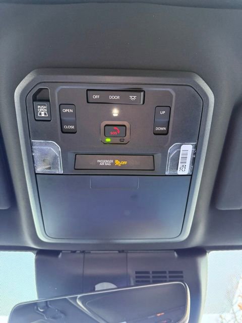 2025 Toyota Tacoma TRD Off Road - Photo 32