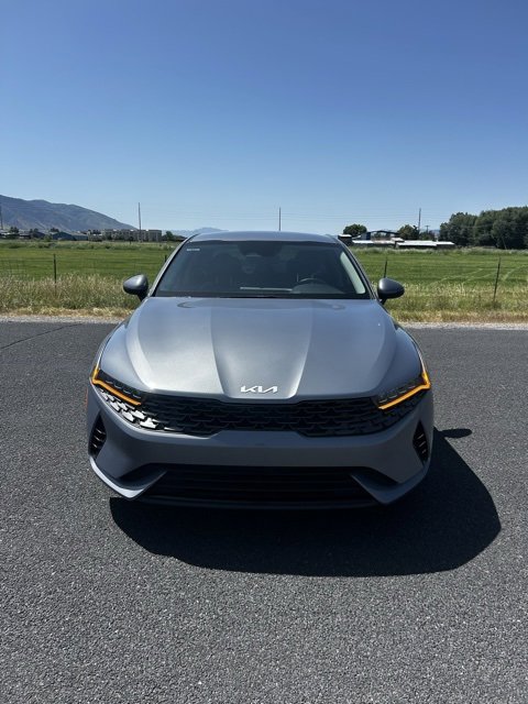 2022 Kia K5 LXS photo 2