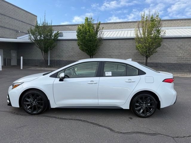 2026 Toyota Corolla SE Hybrid CVT's photo