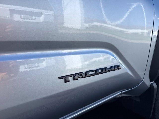 New 2026 Toyota Tacoma i-FORCE MAX TRD Off Road Hybrid Double Cab 5' Bed AT Truck Double Cab
