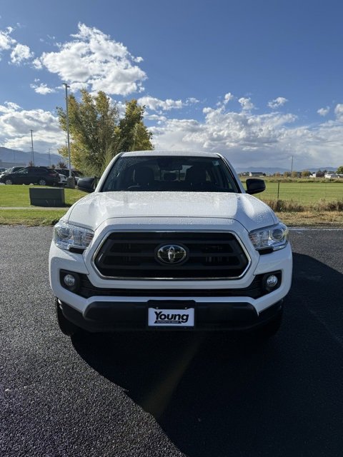 2023 Toyota Tacoma SR5 photo 3