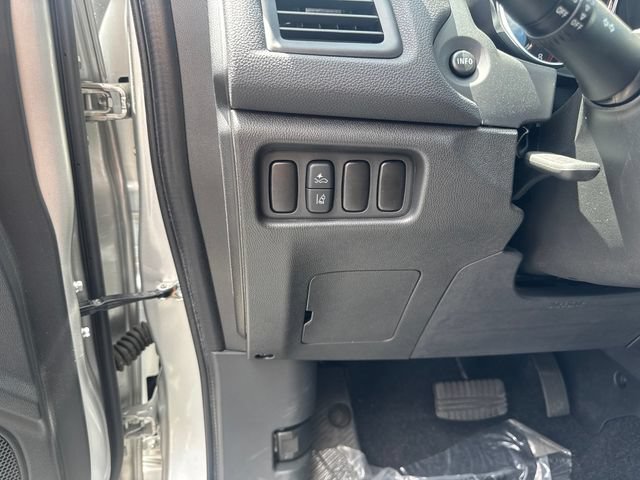 2025 Mitsubishi Outlander Sport ES - Photo 15
