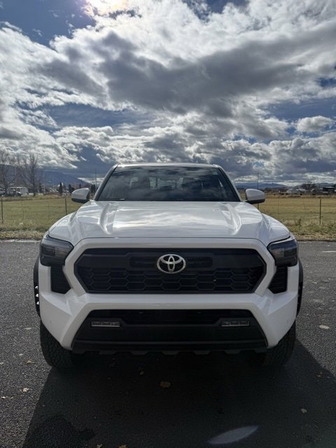 2025 Toyota Tacoma TRD Sport Double Cab photo 3