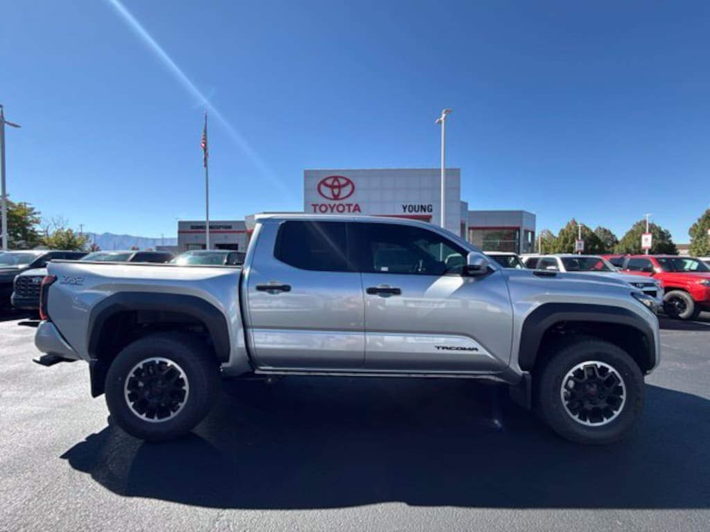 New 2026 Toyota Tacoma i-FORCE MAX TRD Off Road Hybrid Double Cab 5' Bed AT Truck Double Cab