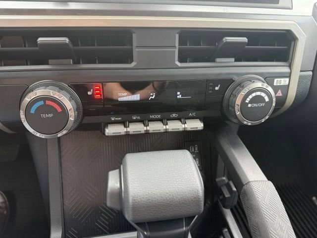 2026 Toyota Tacoma SR5 - Photo 25