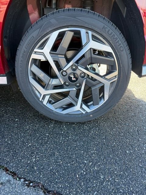 2025 Hyundai Kona N Line S - Photo 11