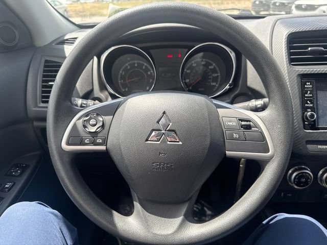 2025 Mitsubishi Outlander Sport ES - Photo 16