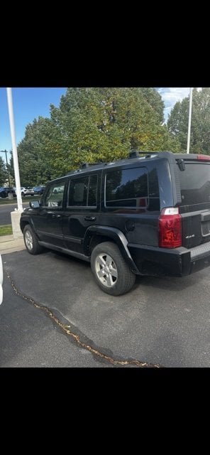 Used 2007 Jeep Commander Sport with VIN 1J8HG48K57C527674 for sale in Logan, UT