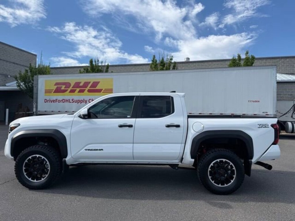 New 2026 Toyota Tacoma TRD Off Road Double Cab 5' Bed AT Truck Double Cab