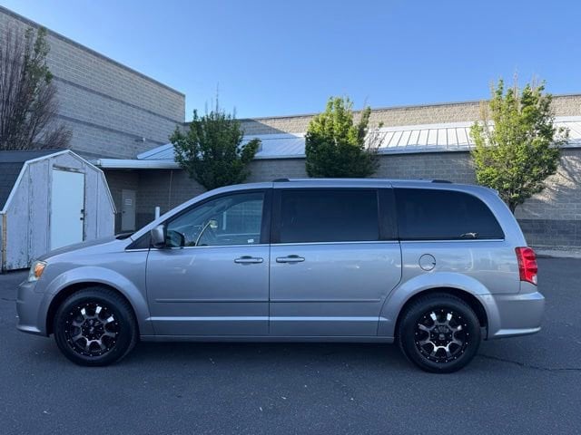 2017 Dodge Grand Caravan SXT's photo