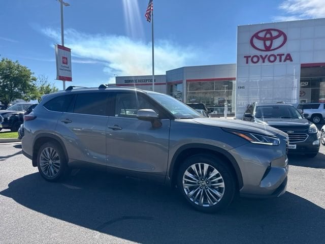 2026 Toyota Highlander Platinum