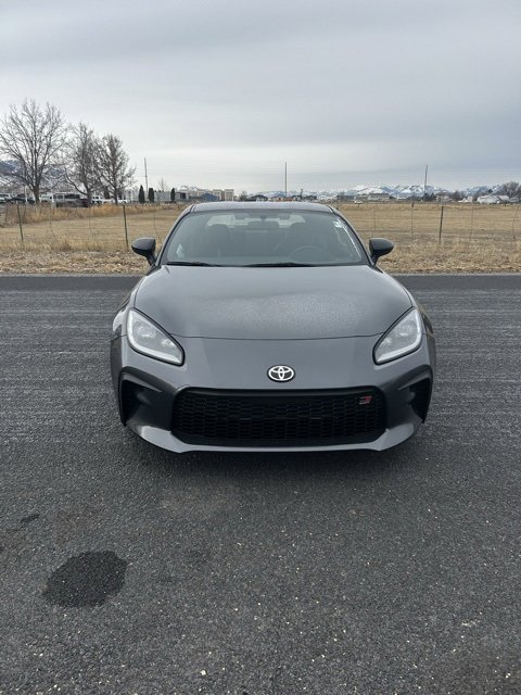 2025 Toyota GR86 Premium photo 3