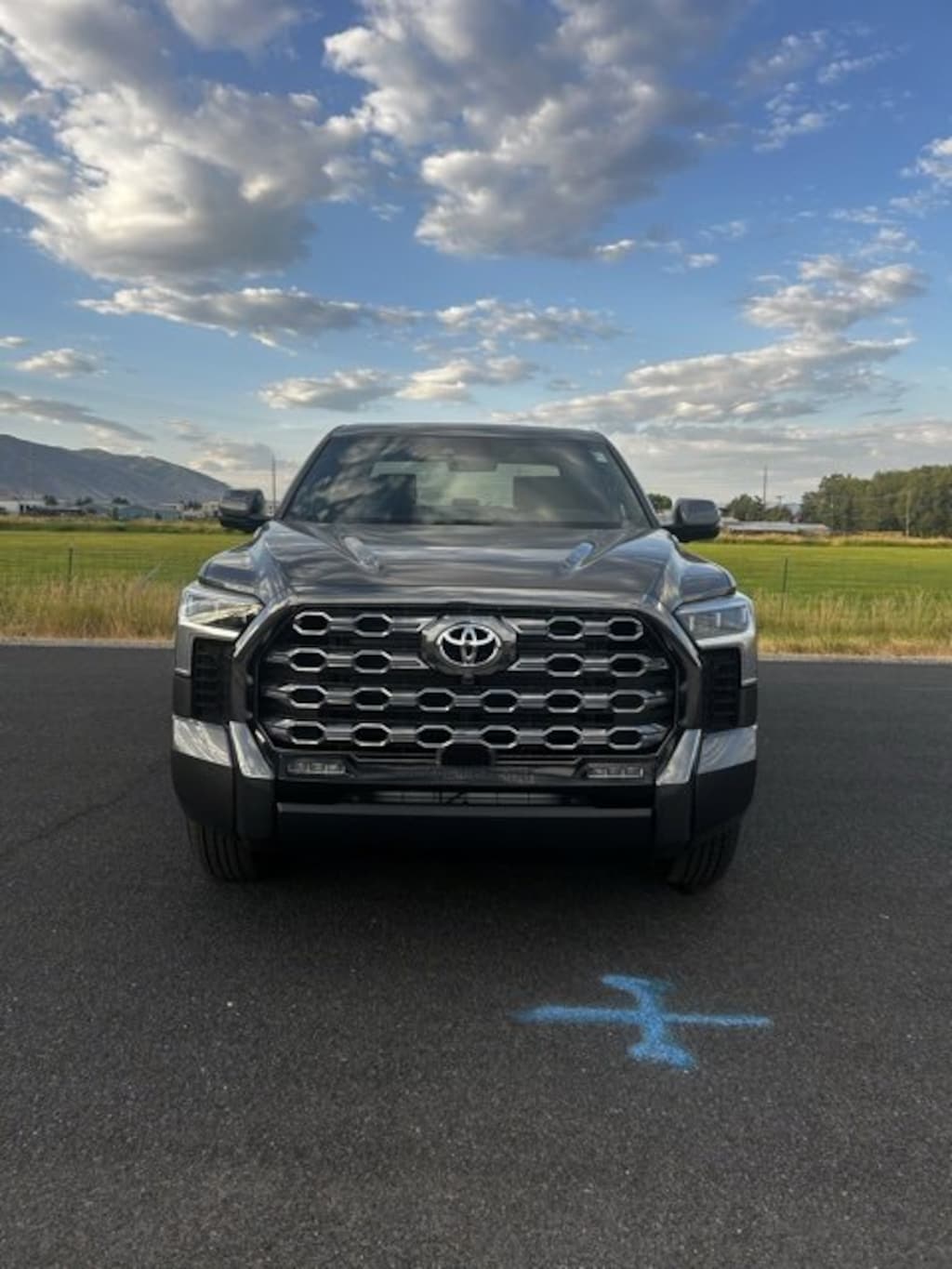 New 2025 Toyota Tundra i-FORCE MAX Platinum Hybrid CrewMax 5.5' Bed Truck CrewMax