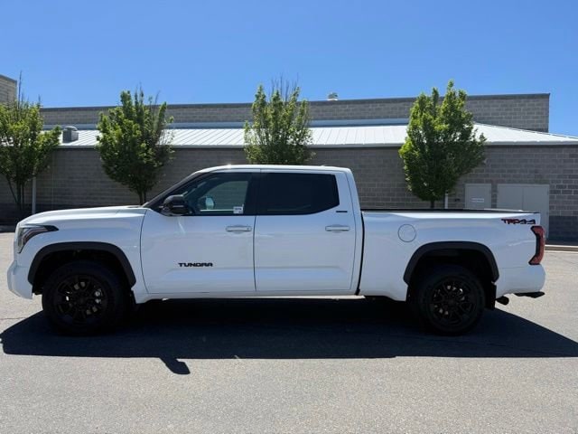 2025 Toyota Tundra Limited 3.4L 4WD CrewMax 6.5' Bed's photo