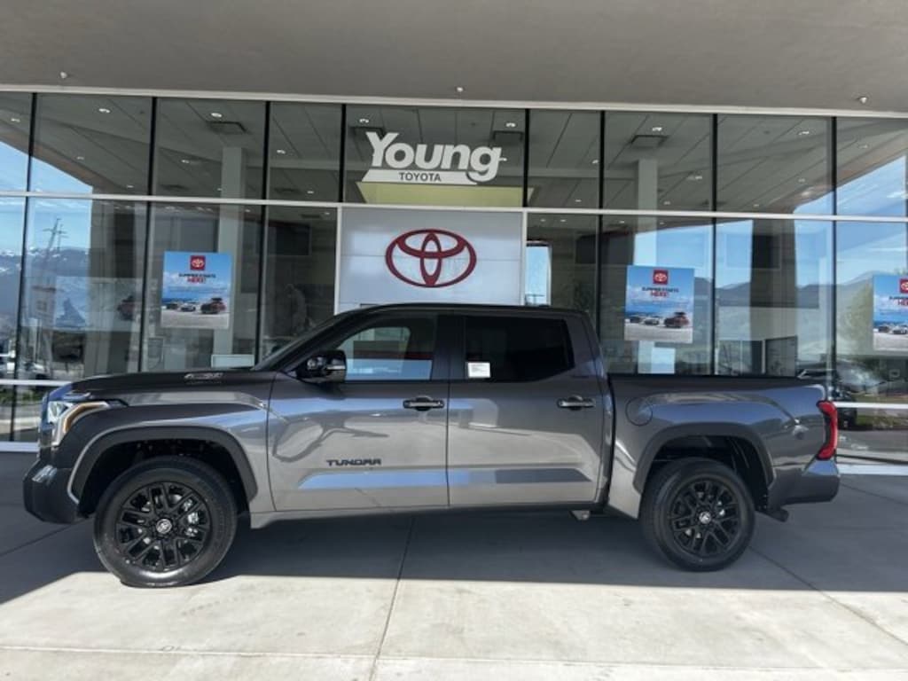 New 2025 Toyota Tundra i-FORCE MAX Limited Hybrid CrewMax 5.5' Bed Truck CrewMax