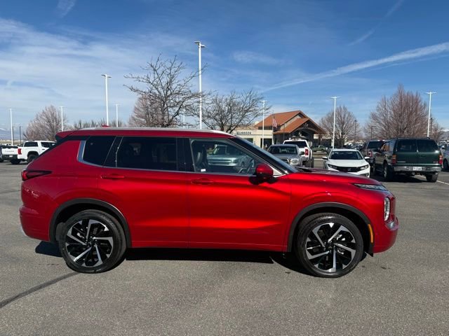 2024 Mitsubishi Outlander SEL S-AWC's photo