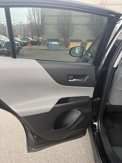 2023 Toyota Venza LE - Photo 33