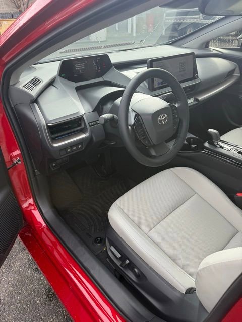 2026 Toyota Prius XLE - Photo 12