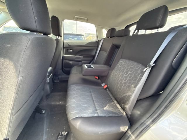 2025 Mitsubishi Outlander Sport ES - Photo 21