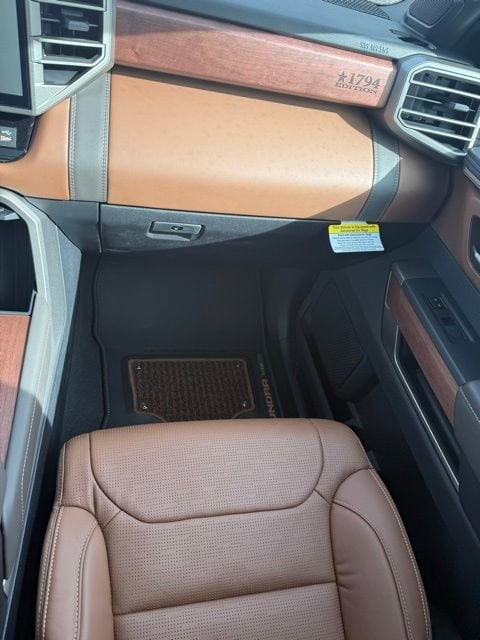 2026 Toyota Tundra 1794 Edition - Photo 33