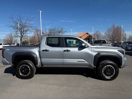 2026 Toyota Tacoma TRD Off Road Double Cab 5' Bed AT Truck Double Cab