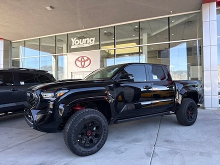 2026 Toyota Tacoma i-FORCE MAX TRD Pro Hybrid Double Cab 5' Bed AT Truck Double Cab