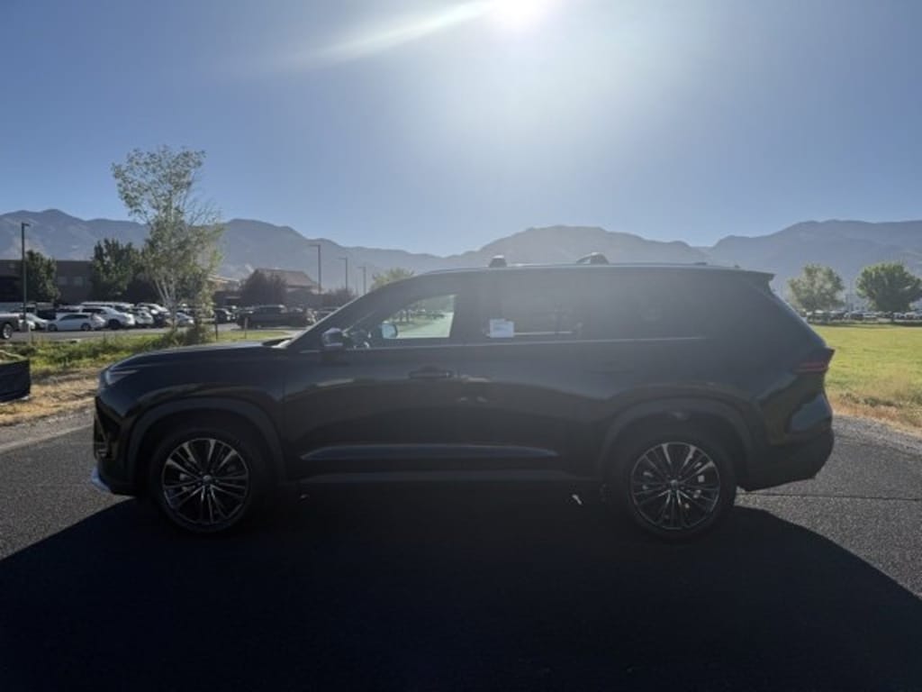 New 2025 Toyota Grand Highlander Hybrid Hybrid MAX Platinum AWD SUV