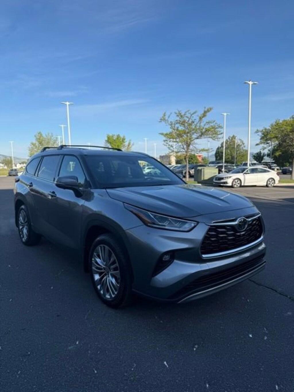 New 2026 Toyota Highlander Platinum AWD SUV