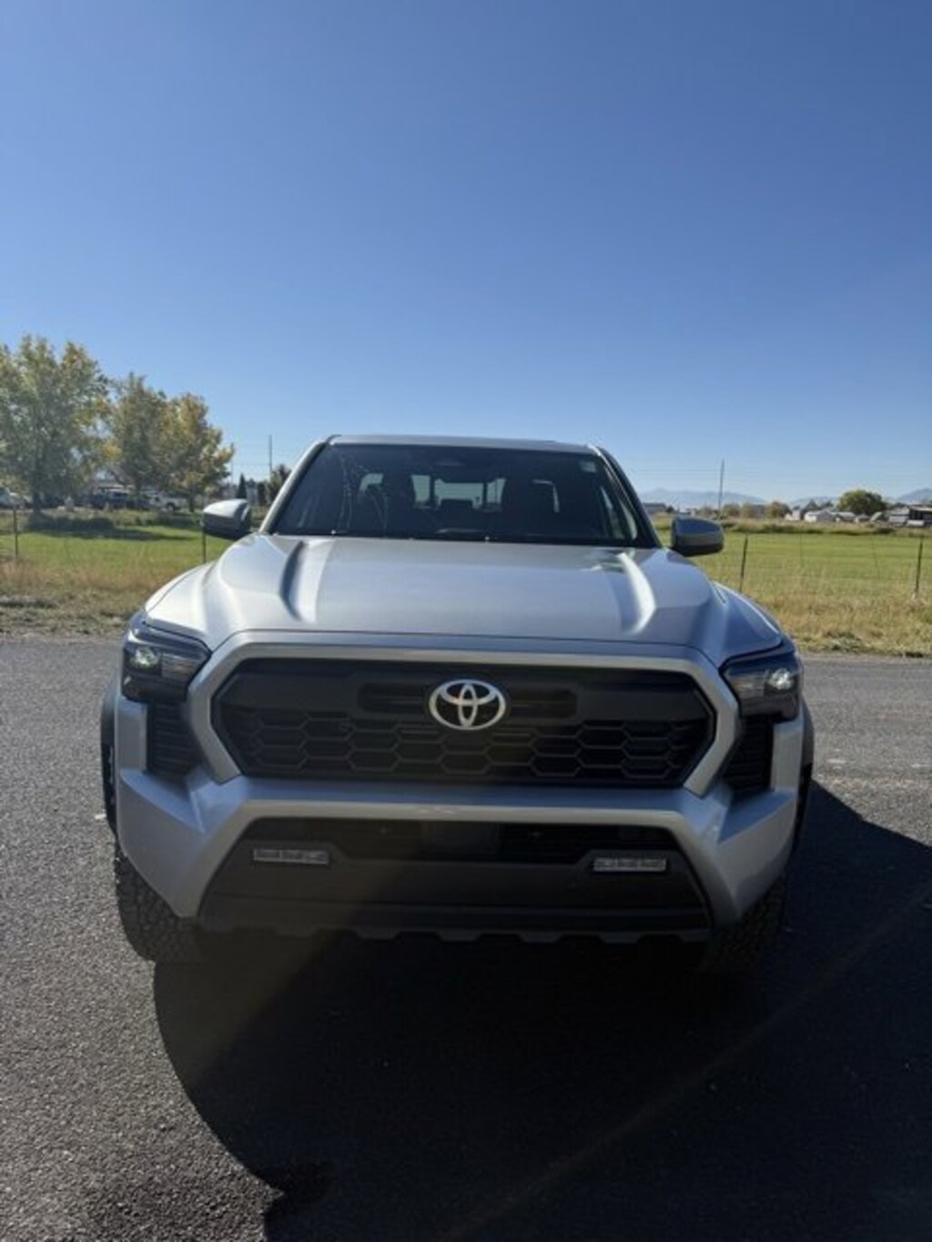 New 2025 Toyota Tacoma TRD Off Road Double Cab 6' Bed AT Truck Double Cab