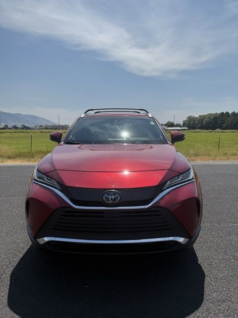 2022 Toyota Venza XLE photo 2
