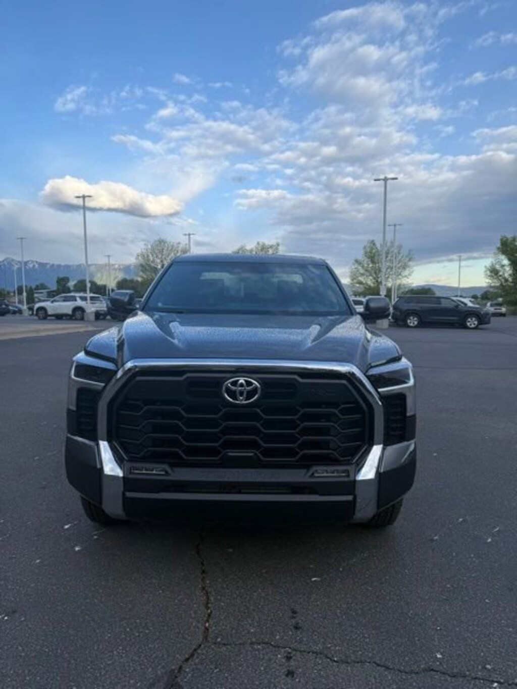 New 2026 Toyota Tundra SR5 CrewMax 5.5' Bed Truck CrewMax