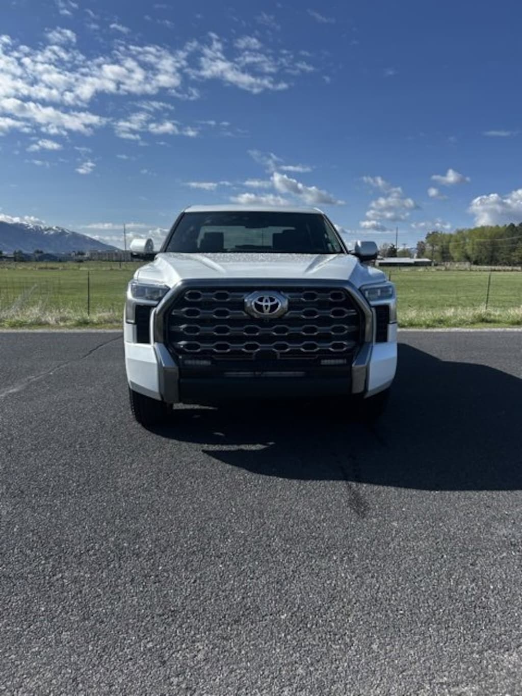 New 2025 Toyota Tundra i-FORCE MAX Platinum Hybrid CrewMax 5.5' Bed Truck CrewMax
