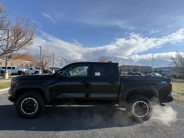 2025 Toyota Tacoma TRD Off Road's photo