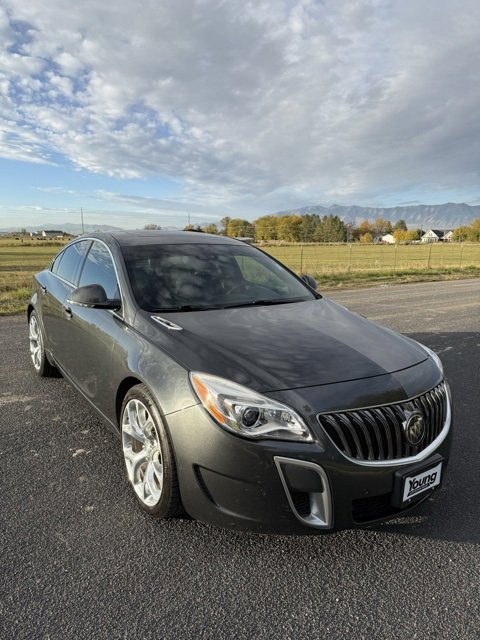 2017 Buick Regal GS photo 4