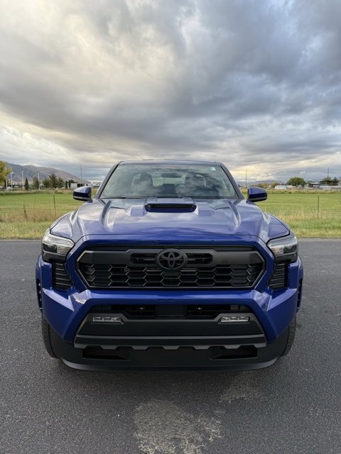 2025 Toyota Tacoma TRD Sport Double Cab photo 4